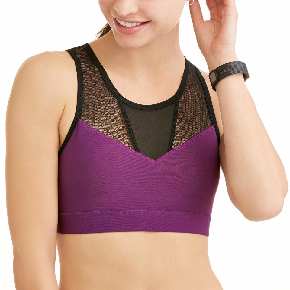 5) Active Mesh Insert Performance Sports Bra