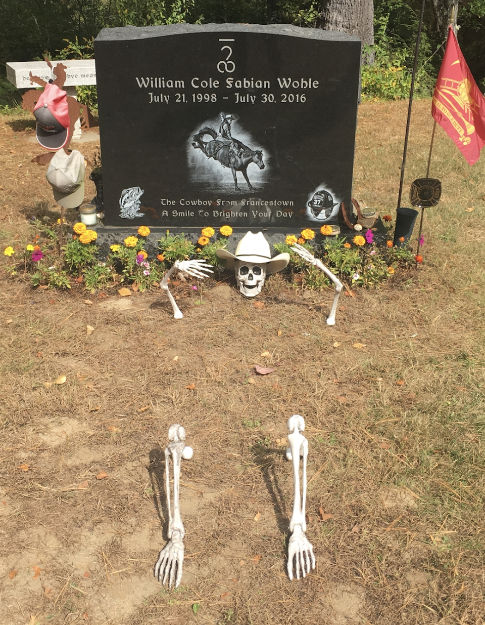 Christina Wohle placed the skeleton in front of her son's grave; only the skull remains. (Photo: Christina Wohle)