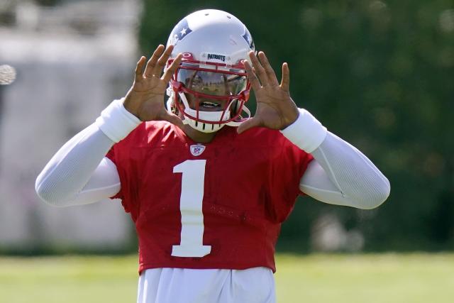 Here's what Cam Newton wore to his first Patriots game - The Boston Globe