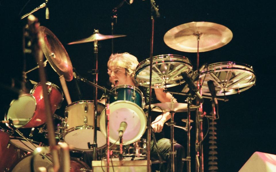 Alan White in action at Wembley Arena with Yes in 1978 - Pete Still/Redferns