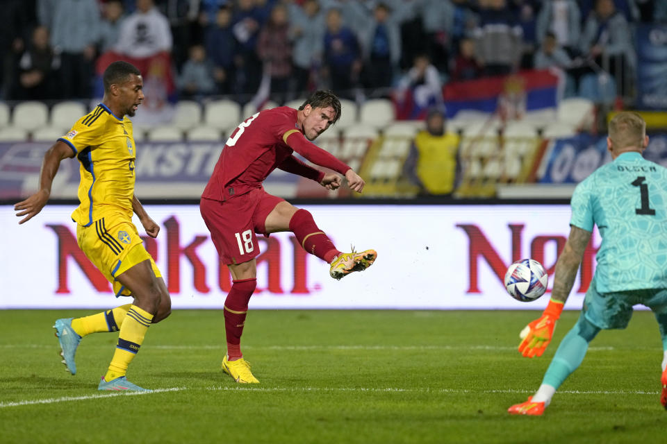 FILE - Serbia's Dusan Vlahovic misses a chance during the UEFA Nations League soccer match between Serbia and Sweden at the Rajko Mitic Stadium in Belgrade, Serbia, Saturday, Sept. 24, 2022. (AP Photo/Darko Vojinovic, File)