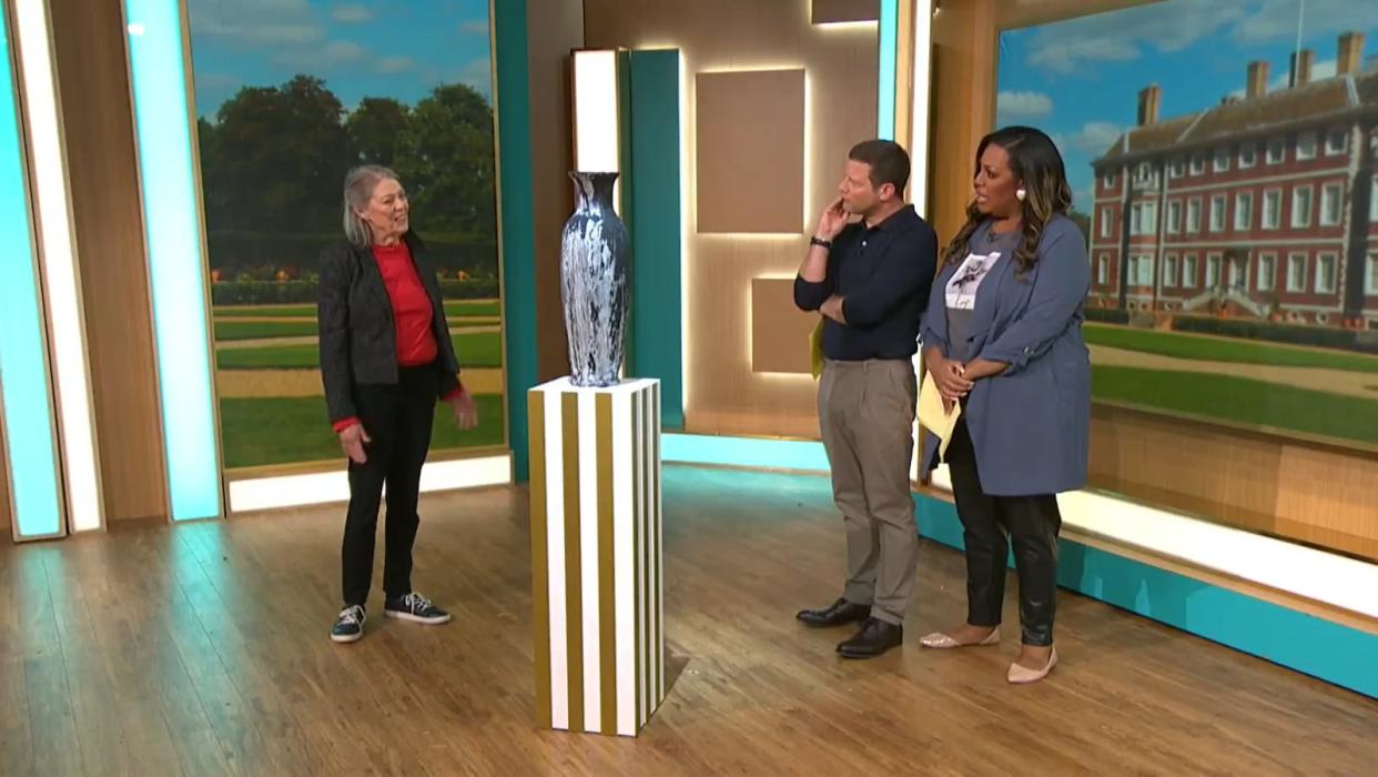 This Morning started with the April Fools prank, in which Alison Hammond was tricked by Dermot O'Leary. (ITV)