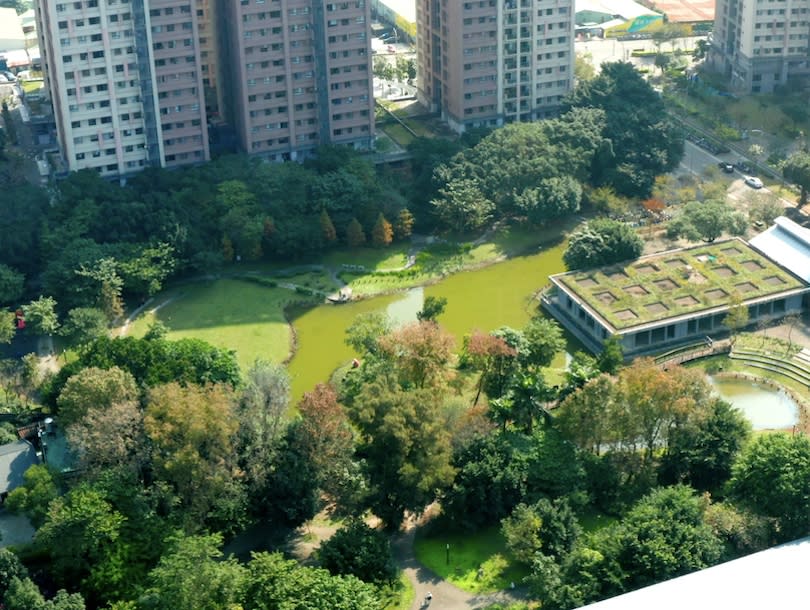 ▲ 生態社區由台灣綠建築之父林憲德操刀設計，榮獲「全球卓越建築獎」，為全台最高規格社區。