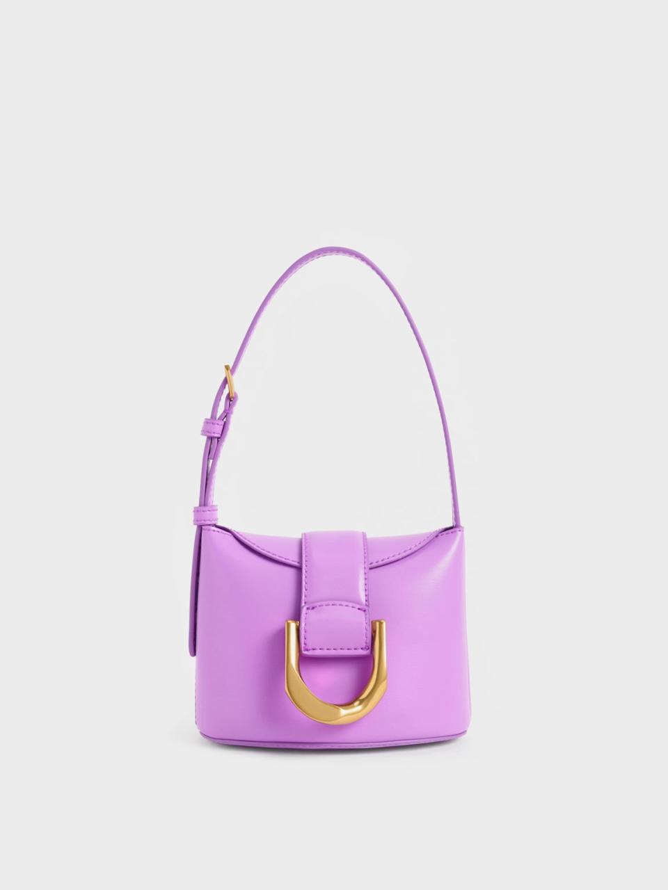 <p><a href="https://go.redirectingat.com?id=74968X1596630&url=https%3A%2F%2Fwww.charleskeith.com%2Fus%2Fbags%2FCK2-10781870_VIOLET.html&sref=https%3A%2F%2Fwww.cosmopolitan.com%2Fstyle-beauty%2Fbeauty%2Fg5193%2Finexpensive-holiday-gifts%2F" rel="nofollow noopener" target="_blank" data-ylk="slk:Shop Now;elm:context_link;itc:0;sec:content-canvas" class="link ">Shop Now</a></p><p>Gabine Bucket Bag</p><p>charleskeith.com</p><p>$43.00</p>