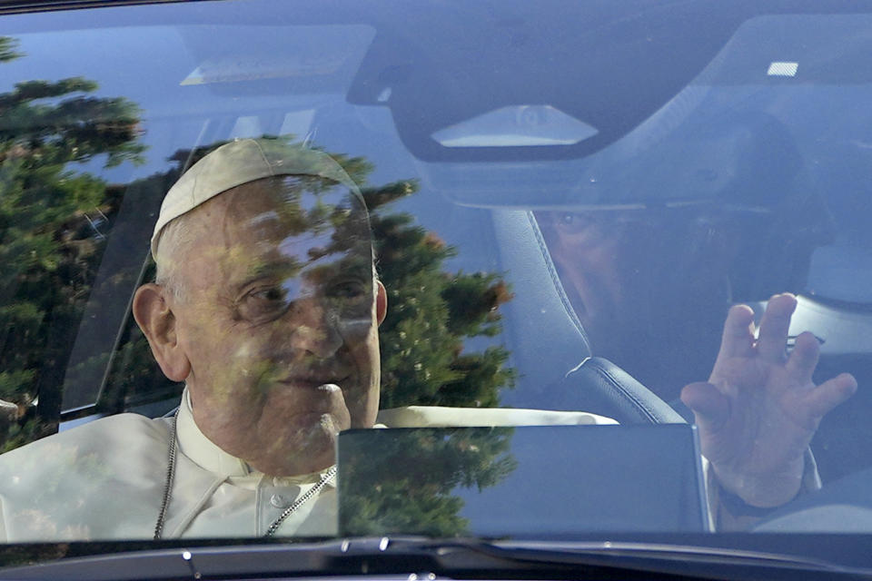 Pope Francis waves as he arrives at the Sao Vicente de Paulo Parish Social Center in the Serafina neighbourhood of Lisbon, Friday, Aug. 4, 2023. Pope Francis is on the third day of a five-day pastoral visit to Portugal that includes the participation at the 37th World Youth Day, and a pilgrimage to the holy shrine of Fatima. (AP Photo/Armando Franca)