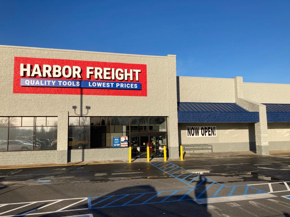 The Harbor Freight Tools store at 11105 Buchanan Trail East will officially open on Christmas Eve.