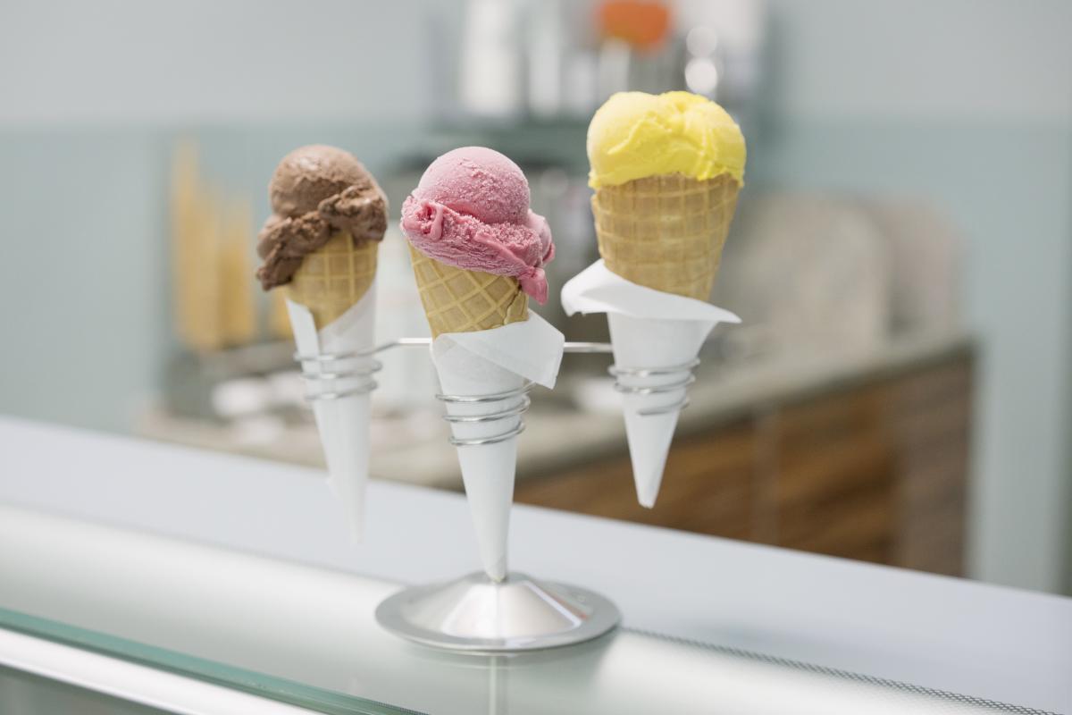 Rainbow Cone, Chicago's Nearly 100-Year-Old Ice Cream Parlor