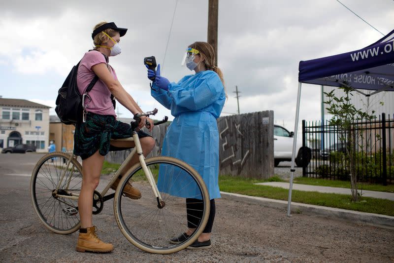 FILE PHOTO: Drive-through testing facility for the coronavirus disease (COVID-19) in New Orleans