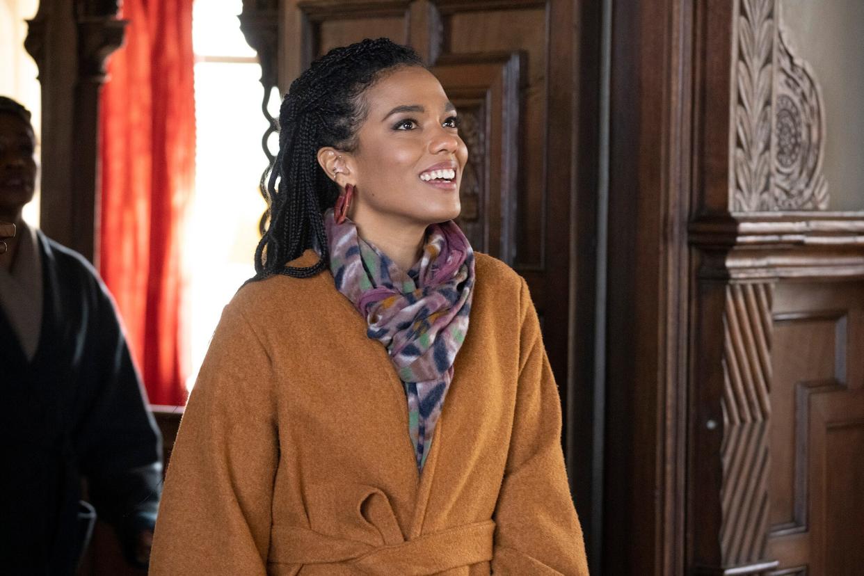 NEW AMSTERDAM --"Castles Made of Sand" Episode 421 -- Pictured: Freema Agyeman as Dr. Helen Sharpe