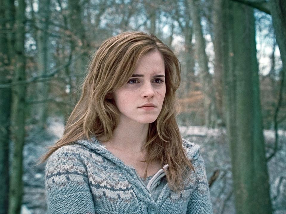 Emma watson herione granger deathly hallows