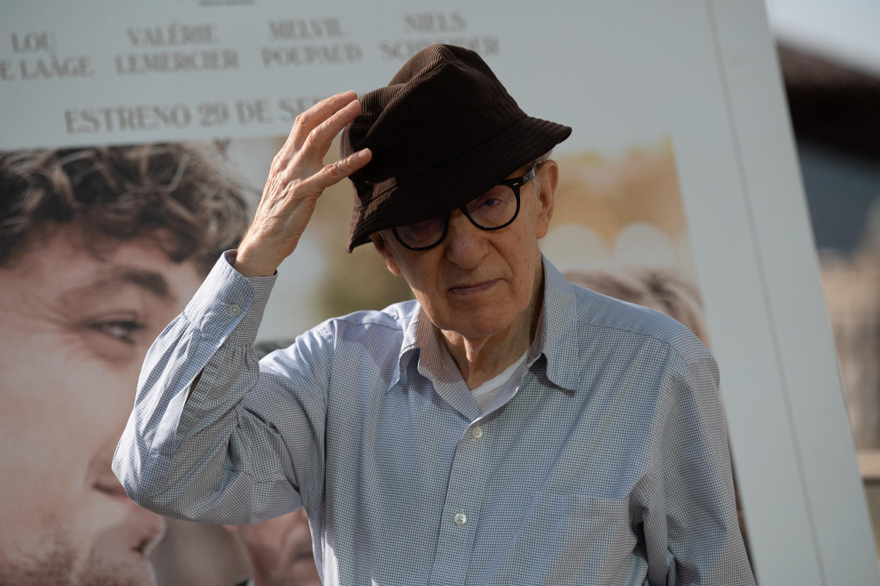 Las últimas películas de directores controvertidos como Woody Allen o Roman Polanski se exhiben de forma clandestina en eventos secretos en Nueva York (Foto: Adria Puig/Anadolu Agency via Getty Images)