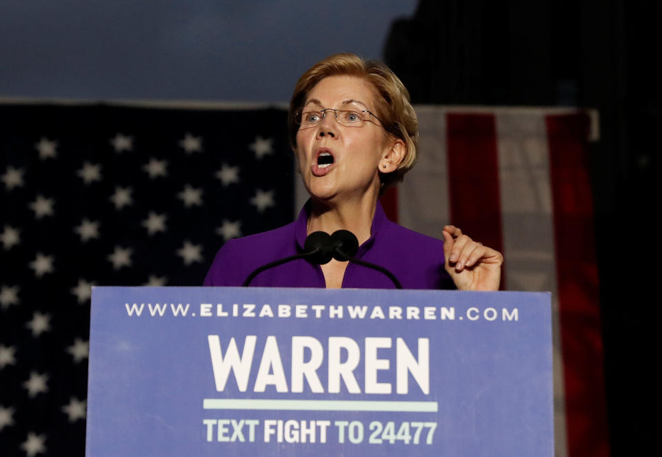 Elizabeth Warren, a Massachusetts senator running for the Democratic presidential nomination, speaks at Washington Square Park in New York, New York on Monday. (Photo: Shannon Stapleton / Reuters)