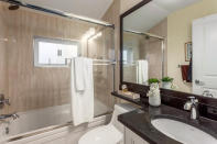 <p><span>5512 Dundee St., Vancouver, B.C.</span><br> There are also two-and-a-half bathrooms.<br> (Photo: Zoocasa) </p>