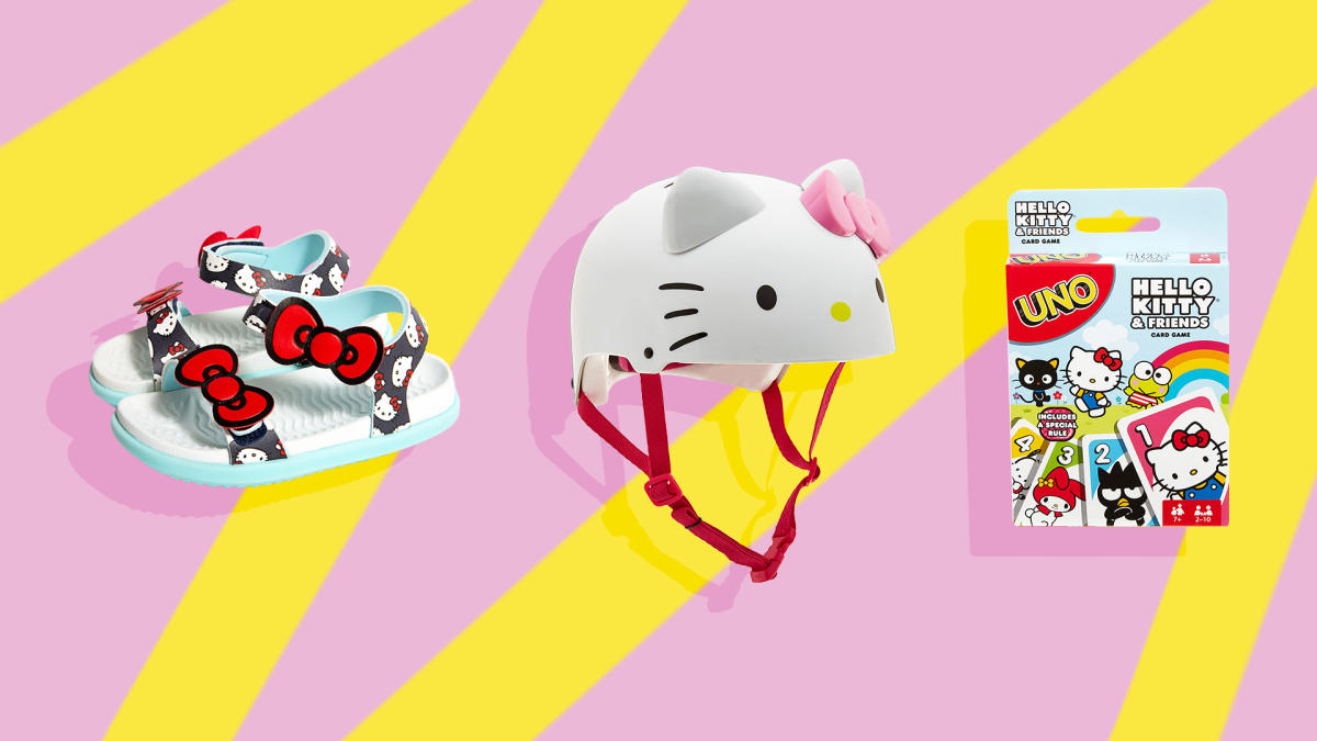 UNO Sanrio Characters Card Game 