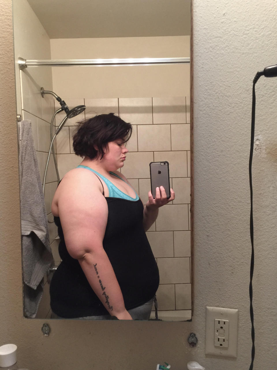 Back in 2016 Kristen Bobo, 30, was a size 28 and had a binge eating disorder, spending most of her days gorging on junk foods.