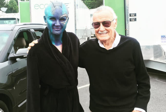 Auf Instagram verriet Karen Gillan nicht nur, dass sie erneut Nebula verkörpern wird – Marvel-Legende Stan Lee übernimmt einen Cameo-Auftritt in dem Action-Spektakel. (Bild-Copyright: karengillanofficial/Instagram)