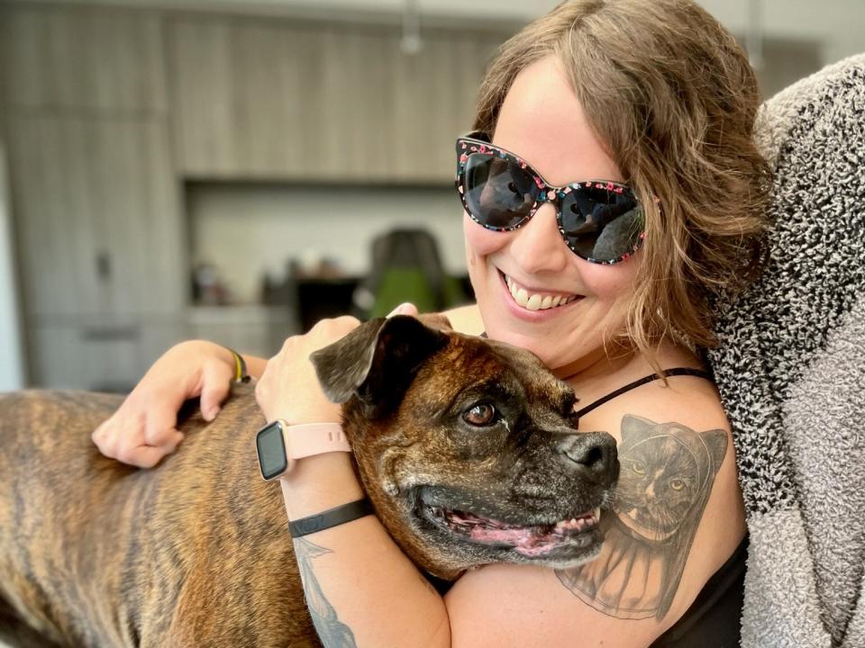 Jaclyn Foglio with a dog.