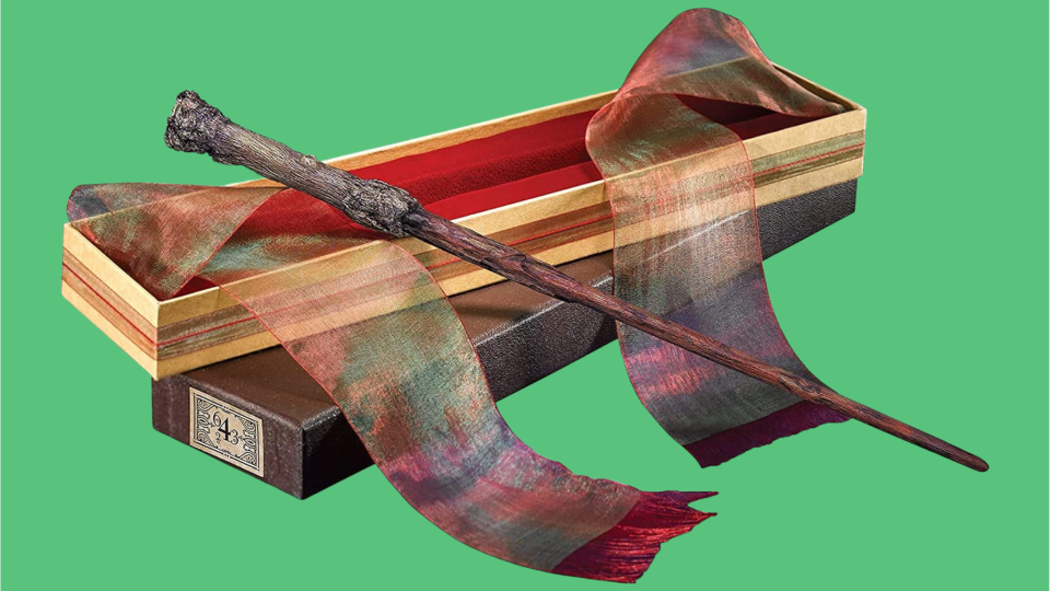 Best Harry Potter gifts: An authentic wand