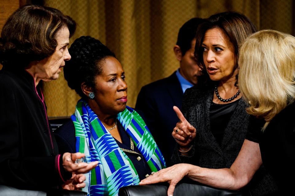 Left to right, Sen. Dianne Feinstein, D-Calif., ranking member, Sheila Jackson Lee, D-Texas, Sen. Kamala D. Harris, D-Calif., speak before a Senate Judiciary Committee hearing on Sept.27, 2018.