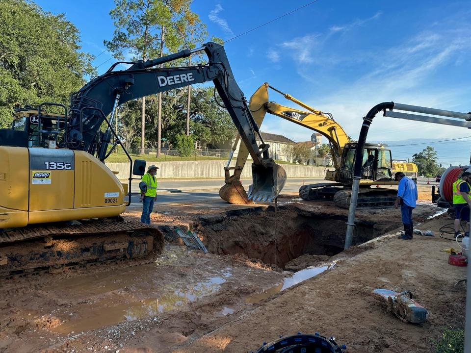 A main break along a central thoroughfare in northeast Tallahassee is leading to road closures and major repairs after an unknown amount of sewage spilled into the roadway and nearby retention ponds over the span of two hours.