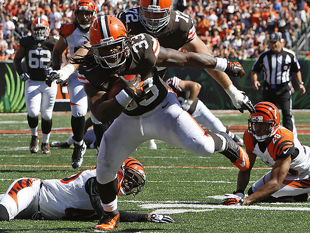 Women's Tackle Football Is a Hard-Hitting and Touchdown-Filled Thing to  Behold