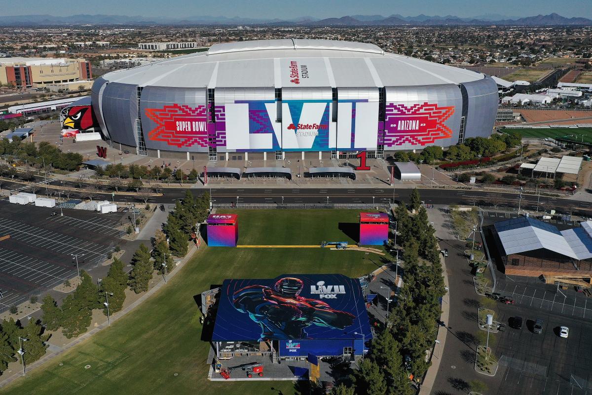 where-to-park-for-super-bowl-57-and-how-to-get-close-to-the-action-on