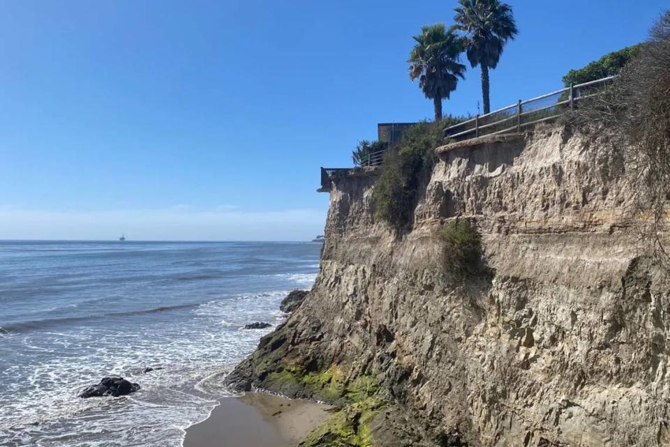 Isla Vista bluffs can pose a major hazard, especially to partiers. Some protective fencing has been installed but there are ways to get around barriers.