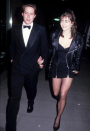 Para 1989 Elizabeth Hurley y Hugh Grant eran la pareja in.