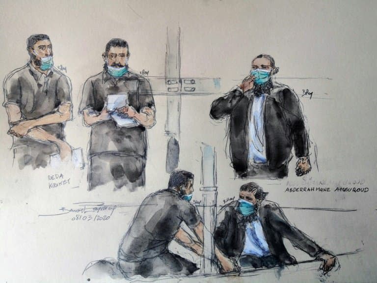 Croquis du procès de Réda Kriket (les trois à gauche Reda Kriket; les deux à droite Abderrahmane Ameuroud) le 8 mars 2021, Paris - Benoit PEYRUCQ © 2019 AFP