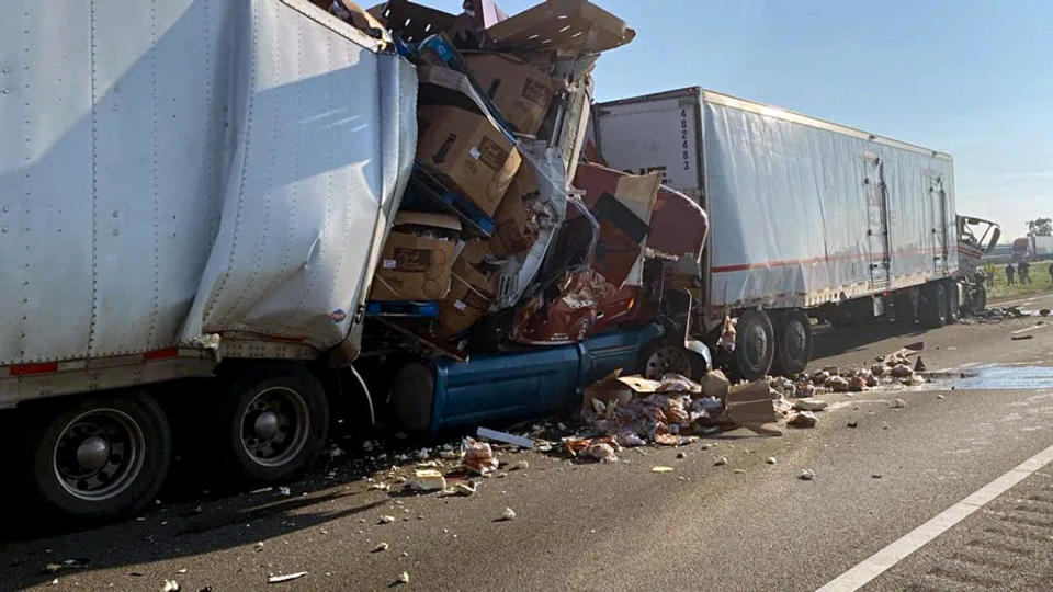 Saturday's multivehicle pileup on I-5. (KBAK/KBFX)