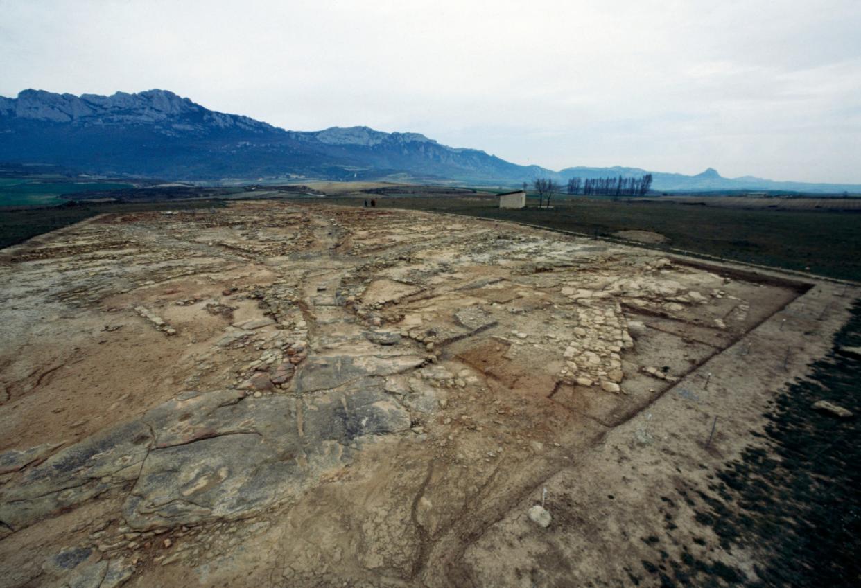 la hoya excavation site 