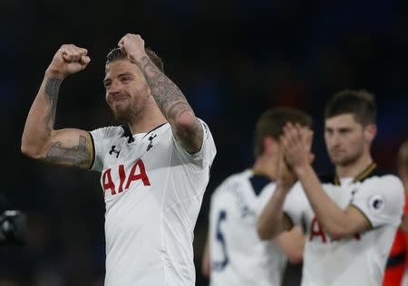 Britain Soccer Football - Crystal Palace v Tottenham Hotspur - Premier League - Selhurst Park - 26/4/17 Tottenham's Toby Alderweireld celebrates after the match Action Images via Reuters / Matthew Childs Livepic