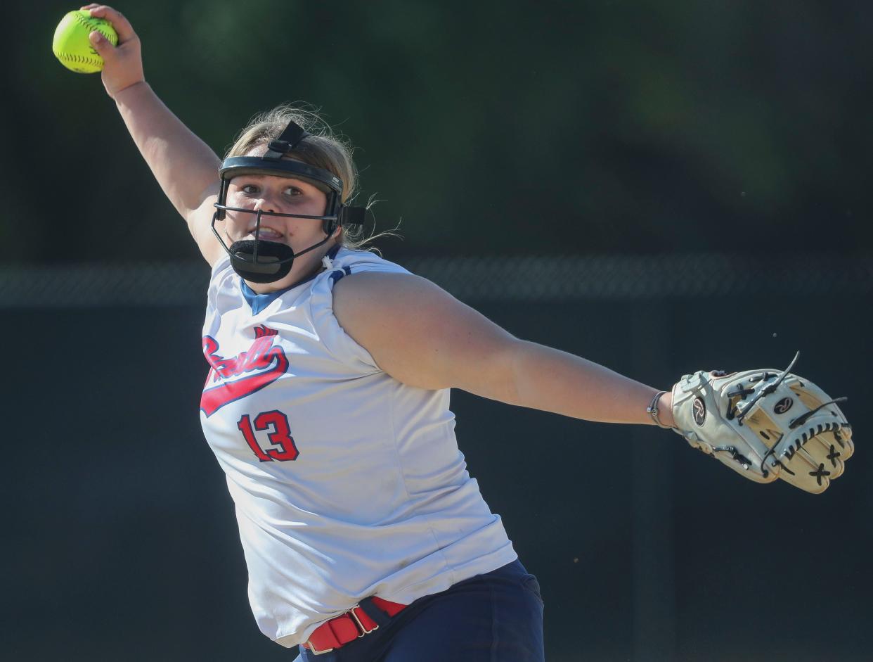 Pacelli's Peyton Mancl finished 12-0 with a 2.21 ERA in the circle last season and batted .483.