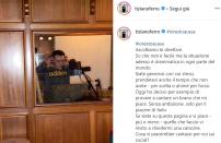 "Ascoltiamo le direttive. So che non è facile ma la situazione adesso è drammatica in ogni parte del mondo. Siate generosi con voi stessi, prendetevi anche il tempo che non avete - per scelta o ahimè per forza", scrive da Los Angeles il cantante.