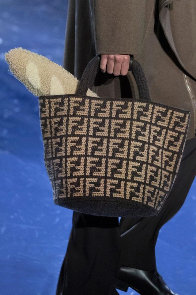 French Baguette-Shaped Bags : fendi baguette