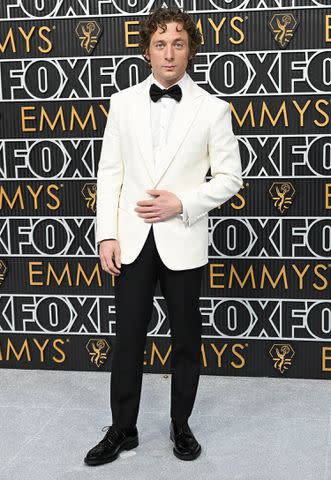 <p>Gilbert Flores/Variety via Getty Images</p> Jeremy Allen White on Jan. 15, 2024