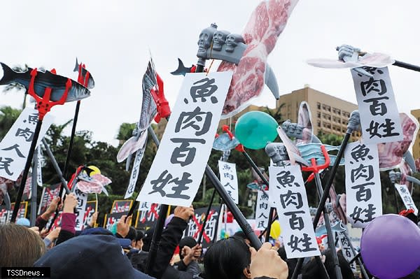 民團指出，台灣人權遭國家機器的侵害，人民更面臨新官僚威權體制的威脅！