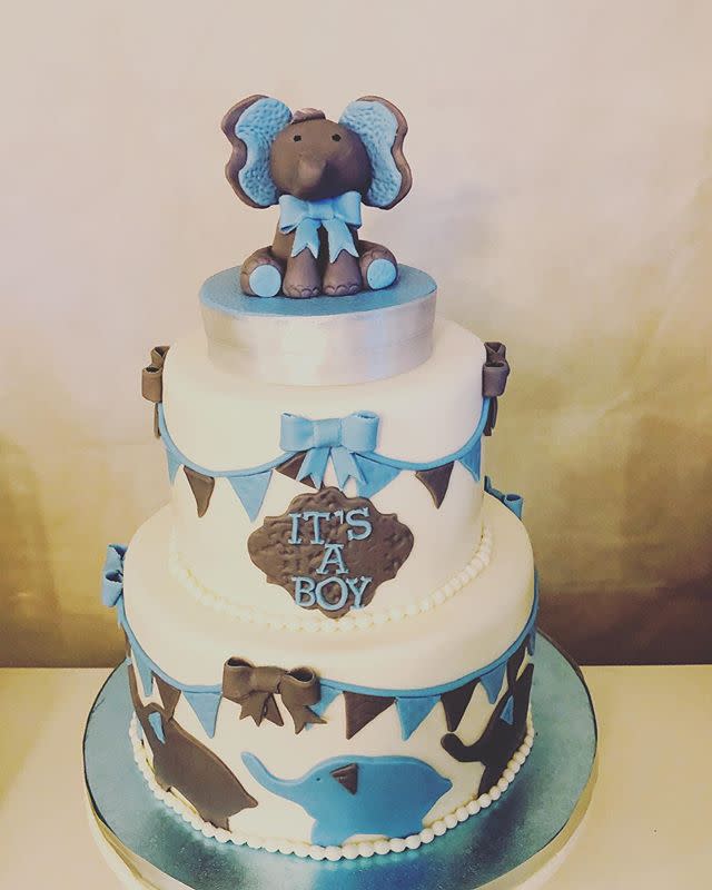 4) Baby Elephant Cake