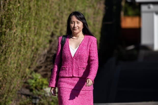 Huawei chief financial officer Meng Wanzhou leaves her home for B.C. Supreme Court in Vancouver, where her lawyers are arguing for a delay in extradition proceedings. (Ben Nelms/CBC - image credit)