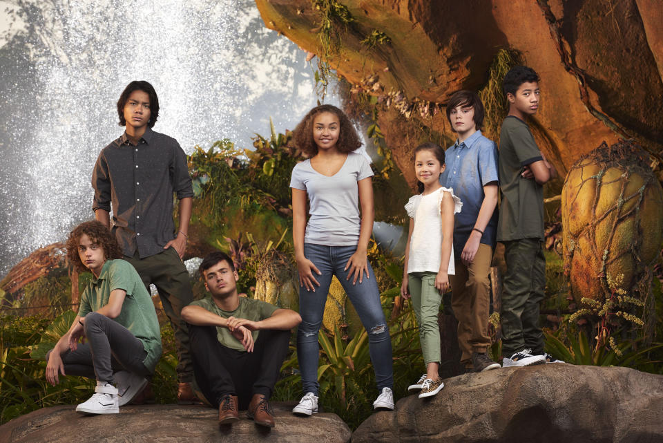 The next generation cast of the AVATAR sequels. L-R: Britain Dalton (Lo'ak of the Sully Family), Filip Geljo (Aonung of the Metkayina Clan), Jamie Flatters (Neteyam of the Sully Family), Bailey Bass (Tsireya of the Metkayina Clan), Trinity Bliss (Tuktirey of the Sully Family), Jack Champion (Javier