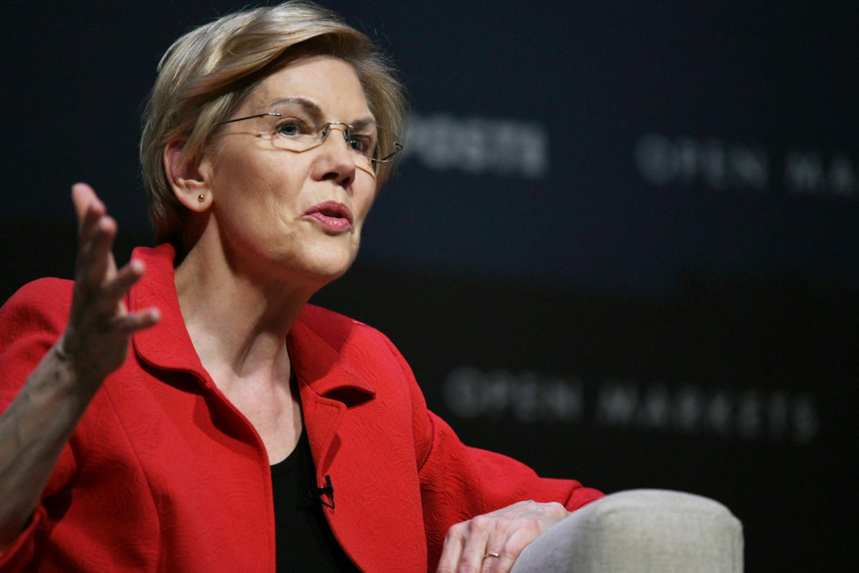 Sen. Elizabeth Warren addresses foreign ownership of American farmland at the Heartland Forum in Storm Lake, Iowa, a candidate forum Saturday co-sponsored by HuffPost. (Photo: Damon Dahlen/HuffPost)