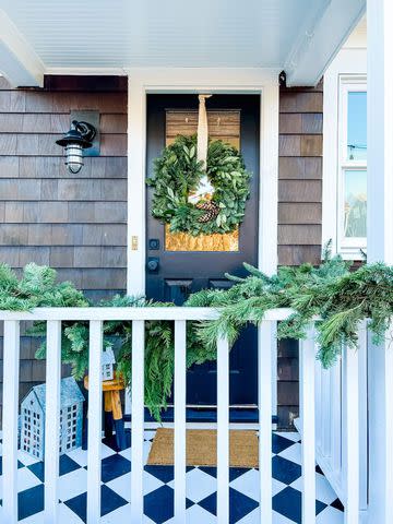 <p><a href="https://mostlovelythings.com/how-to-decorate-a-small-porch-for-christmas/" data-component="link" data-source="inlineLink" data-type="externalLink" data-ordinal="1">Most Lovely Things</a></p>