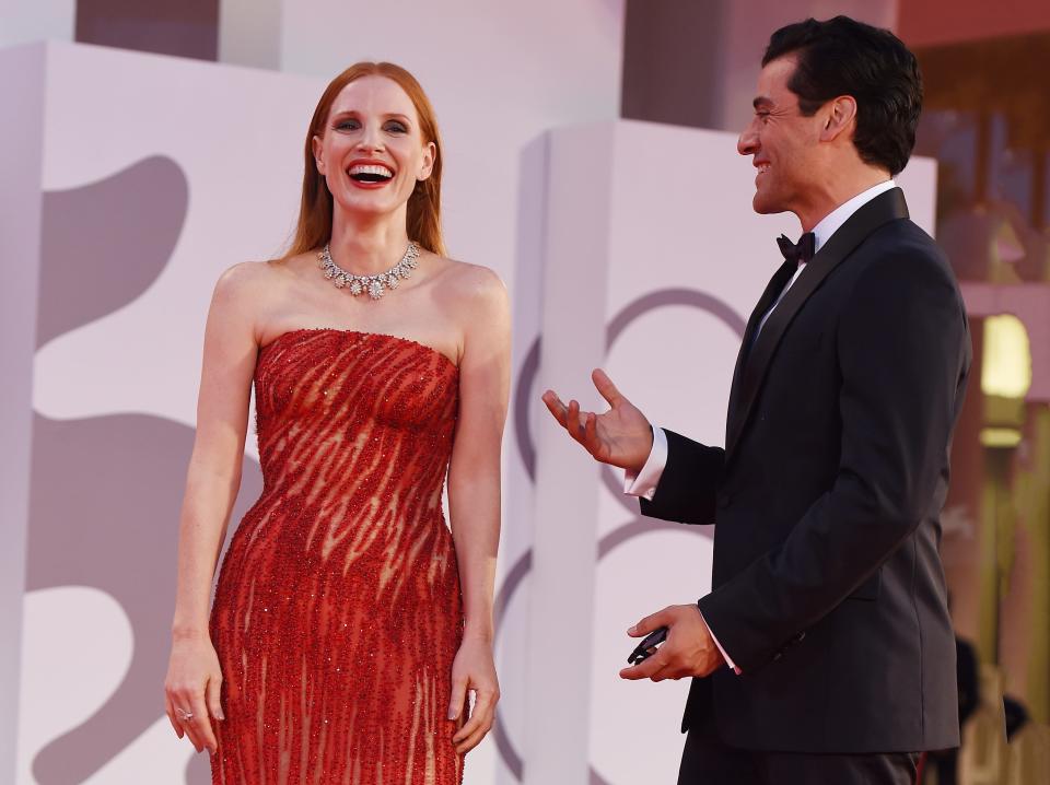 Jessica Chastain and Oscar Isaac