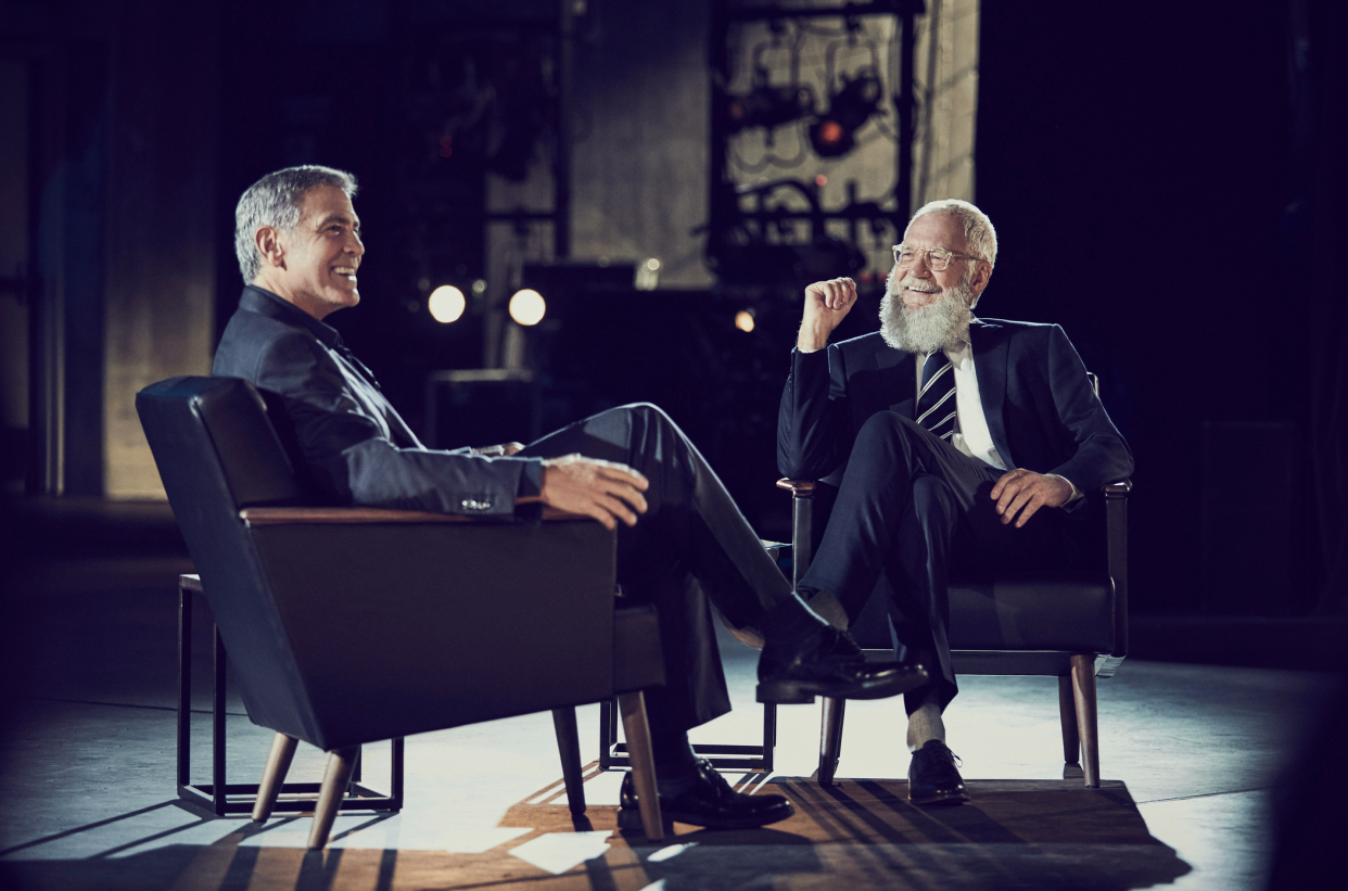 Georgey Clooney and David Letterman chat on “My Next Guest Needs No Introduction.” (Photo: Netflix)