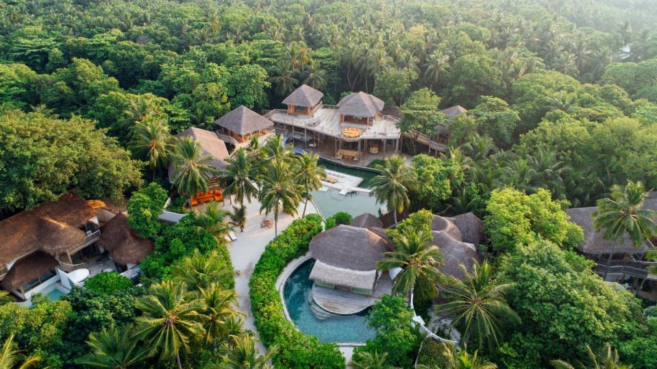 soneva fushi resort in maldives jaipur literary festival