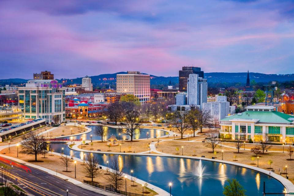 There’s a thriving social, dining and shopping scene in Huntsville (Getty Images/iStockphoto)