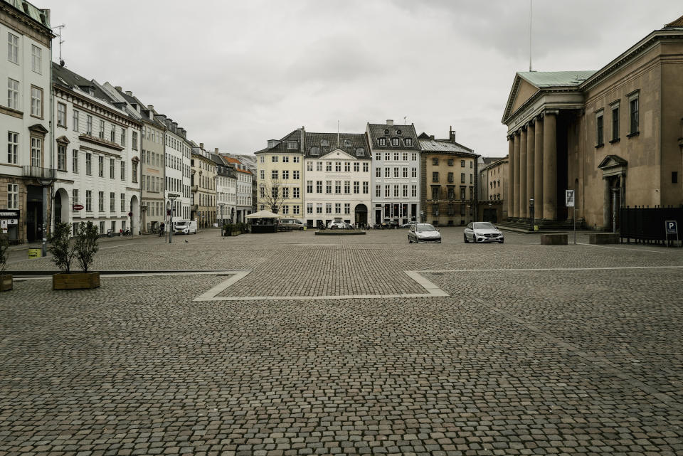 Las calles de Copenhague vacías por la pandemia. (Photo by Rasmus Degnbol/Anadolu Agency via Getty Images)