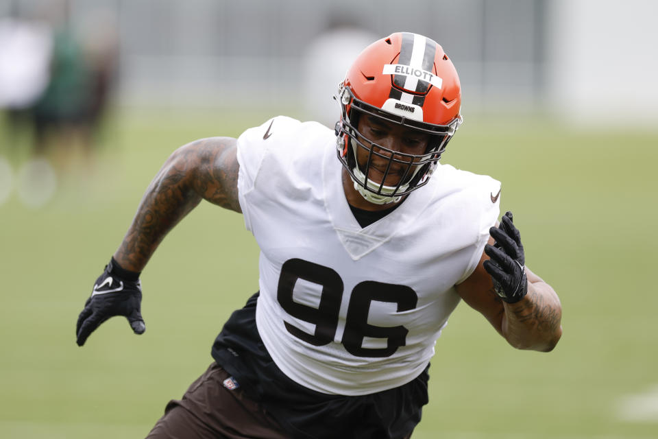 FILE - Cleveland Browns' Jordan Elliott runs through a drill during an NFL football practice at the team's training facility Wednesday, May 25, 2022, in Berea, Ohio. The San Francisco 49ers have added more help on the defensive line, agreeing to a two-year, $10 million with free agent defensive tackle Jordan Elliott. A person familiar with the deal said the sides came to agreement on Tuesday, March 12, 2024. (AP Photo/Ron Schwane, File)