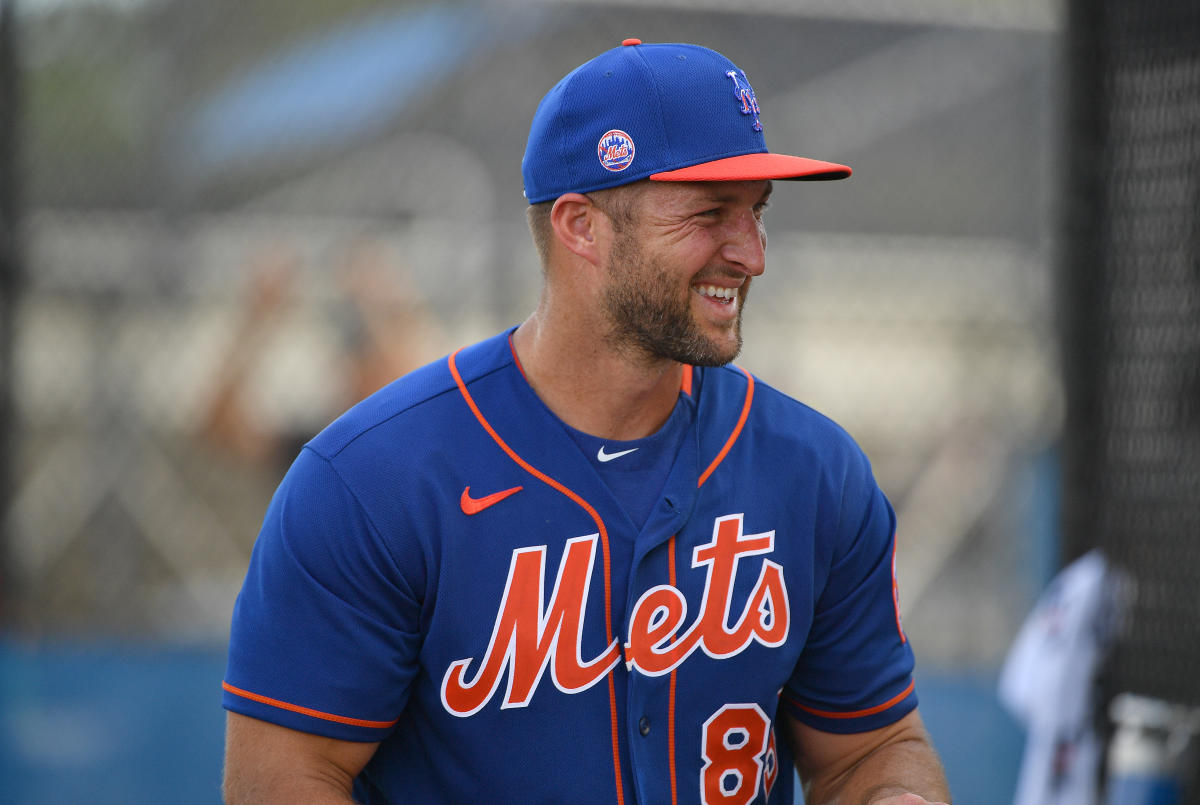 It finally happened: Tim Tebow hits his first spring training home run