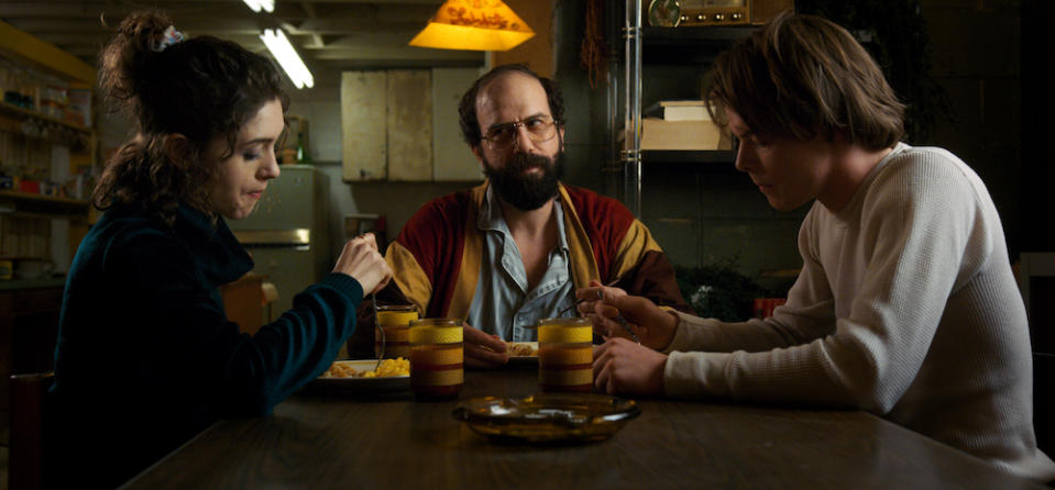 Stranger Things 2 Natalie Dyer Brett Gelman Charlie Heaton Seaosn 2